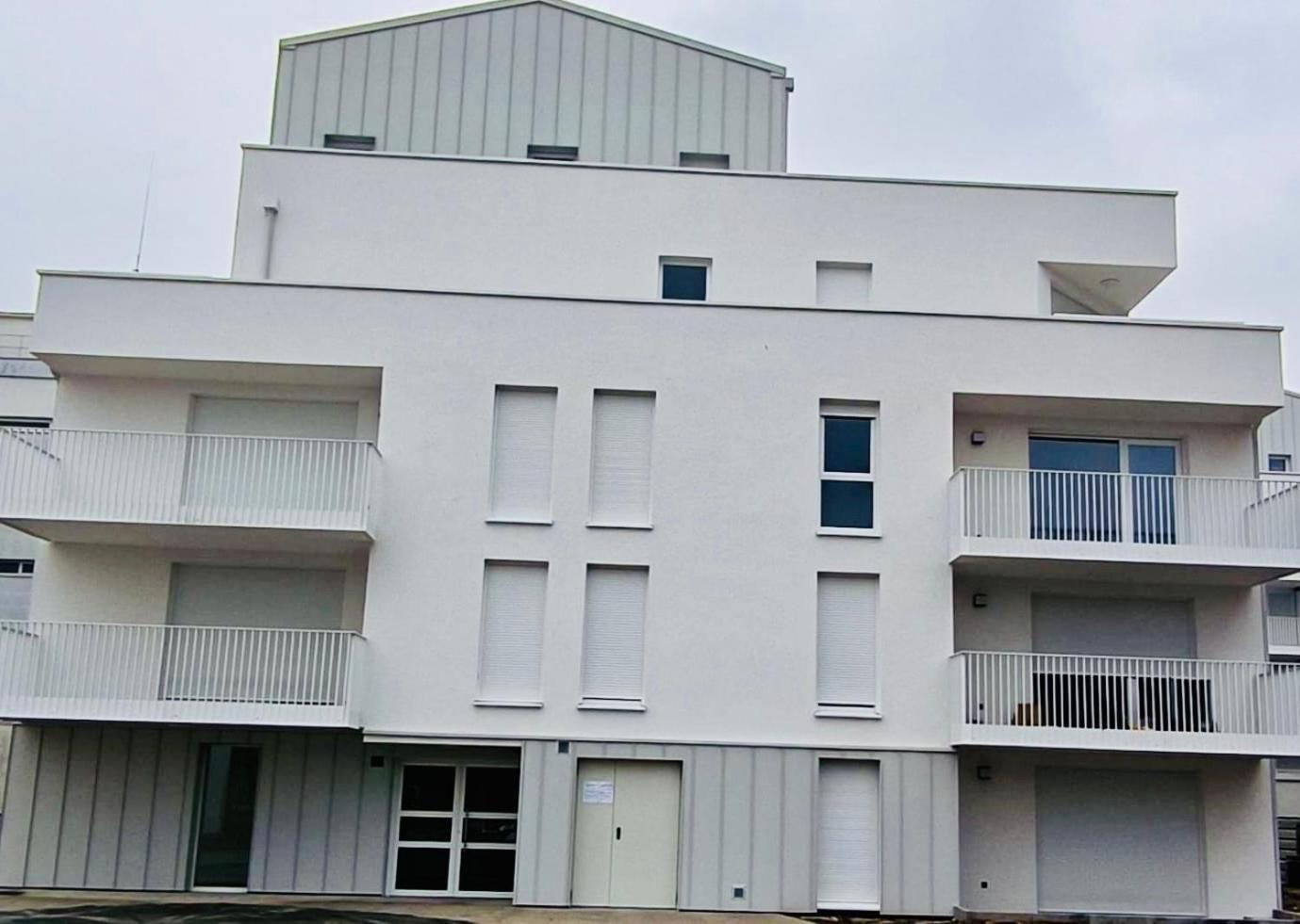 Grand Appart Neuf Lumineux, Parking Gratuit, 10 Min Centre Strasbourg Luaran gambar